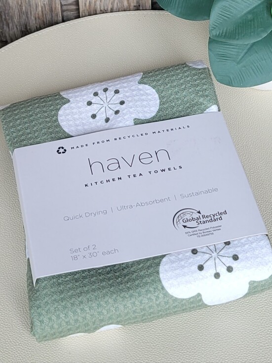Haven Other - Haven QUICK DRY White Floral Green Tea Towels set of 2